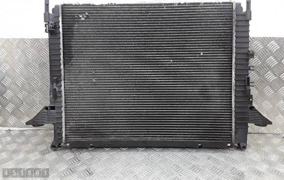 Land Rover Discovery 3 - LR3 Coolant radiator pcc500102
