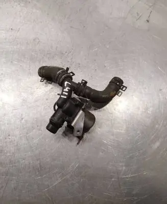 Mercedes-Benz E W212 Coolant heater control valve a6512000431