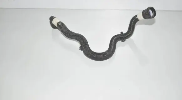 Tesla Model 3 Engine coolant pipe/hose 107759400B 1077594
