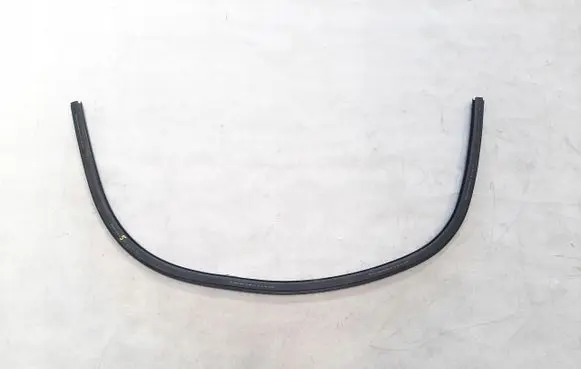Audi A7 S7 4K8 Front door rubber seal 4G8831707A