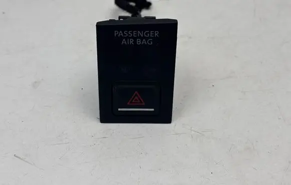 Hazard light switch