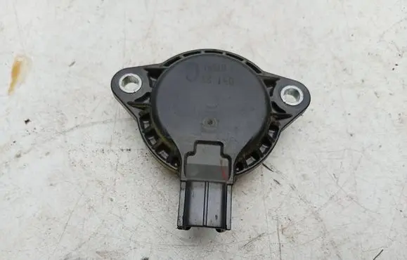 Lexus RX 450H Camshaft position sensor 05T23107551