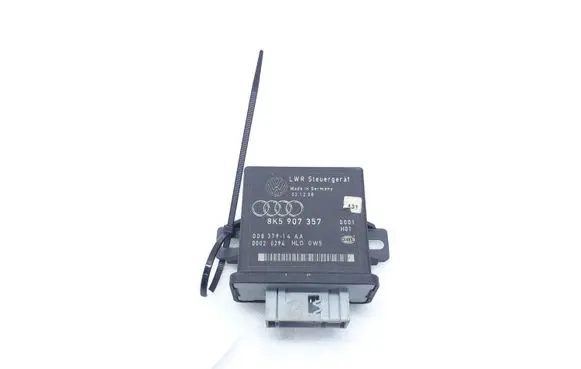 Audi A5 8T 8F Light module LCM 8K5907357