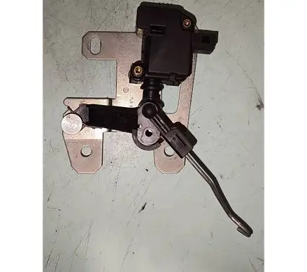 Volkswagen Touareg I Tailgate boot lock/latch motor 7l6827425a