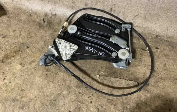 Mercedes-Benz SLK R172 Rear window lifting mechanism without motor A1726700203