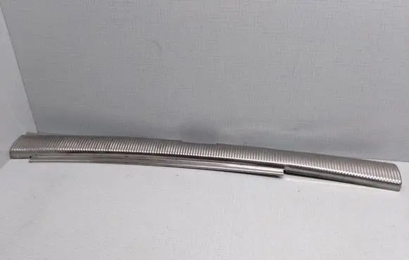 Volkswagen PASSAT B5 Other trunk/boot trim element 3B9863459K