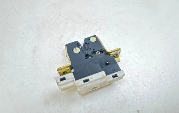 Renault Scenic I Tailgate/trunk/boot lock/catch/latch 7700354329B