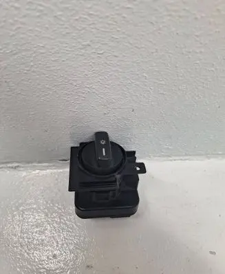 Mercedes-Benz B W245 Light switch 1695451304