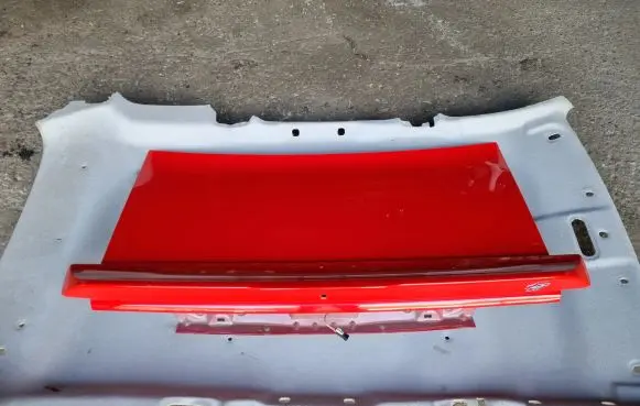 Dodge Challenger Tailgate/trunk/boot lid 