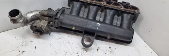 Opel Astra H Intake manifold 55189595