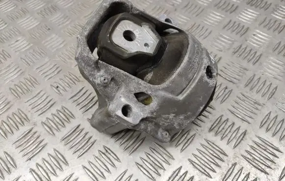 Audi A4 S4 B8 8K Engine mount bracket 8R0199381