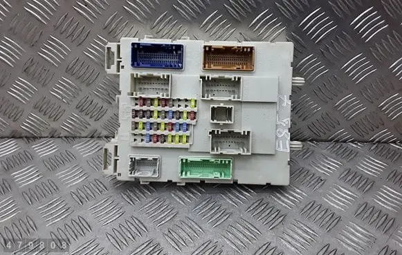 Ford Grand C-MAX Fuse module gv6t14a073ej