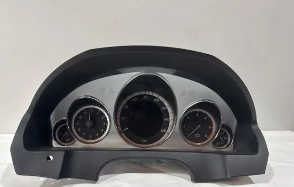 Mercedes-Benz E C207 W207 Speedometer (instrument cluster) A2129001814