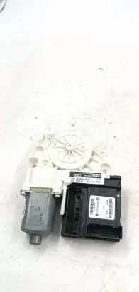 Audi A3 S3 8P Rear door window regulator motor 8P4959802E S006079022D