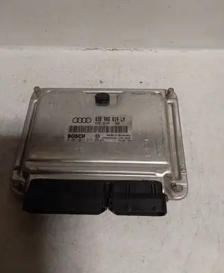 Audi A6 S6 C5 4B Engine control unit/module 038906019LM 0281011213 1039S04448