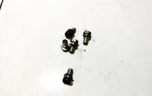 Toyota Avensis T250 Nuts/bolts 