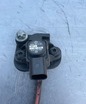 Mercedes-Benz Sprinter W906 Air pressure sensor A6511530041 A0101537228 17T064