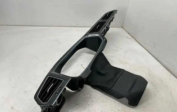 Volkswagen Tiguan Allspace Dashboard trim 5NN858019 5NN819709 5NN815736