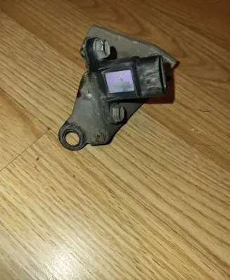 Toyota Corolla E120 E130 Air pressure sensor 8942120210 0798005130