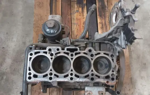 Skoda Fabia Mk2 (5J) Engine block CAY