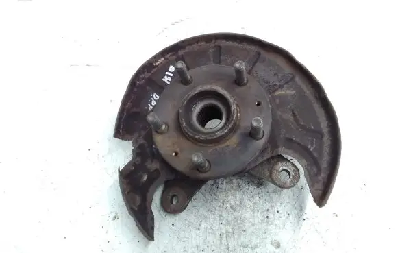 Land Rover Freelander Front wheel hub spindle knuckle