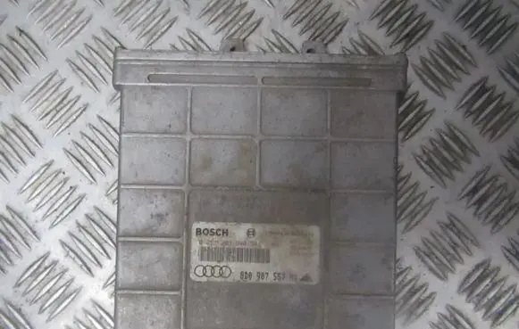 Audi A4 S4 B5 8D Engine control unit/module 8d0907557hx 0261203940