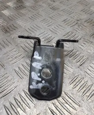 Infiniti Q70 Y51 Front door lower hinge 