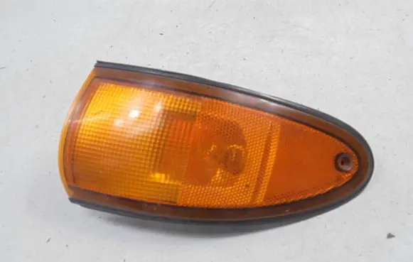 Isuzu Gemini Front indicator light 212-21452