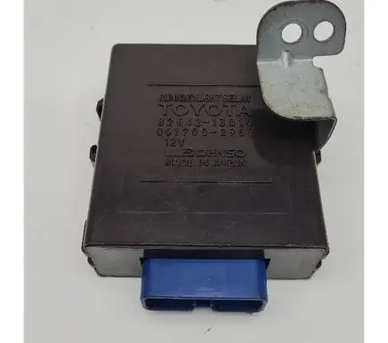 Toyota Corolla E120 E130 Light relay 8264213010 0617002950