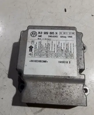 Volkswagen Golf V Airbag control unit/module 1K0909605N