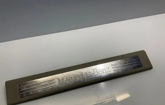 Mercedes-Benz ML W164 Front sill trim cover A1646803435 1646803435