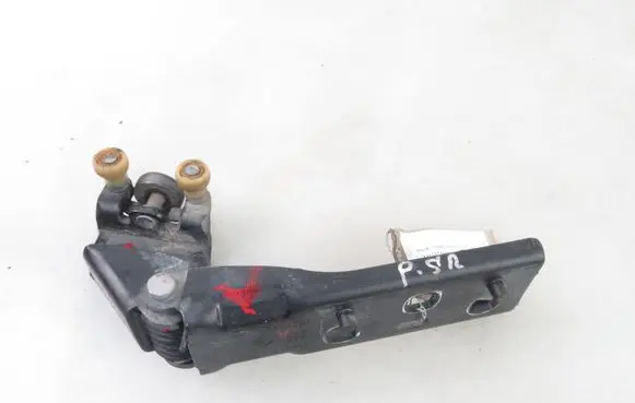 Renault Trafic III (X82) Sliding door upper roller guide/hinge 777645238R 777647086R
