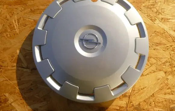 Opel Corsa D R14 wheel hub/cap/trim 13303498
