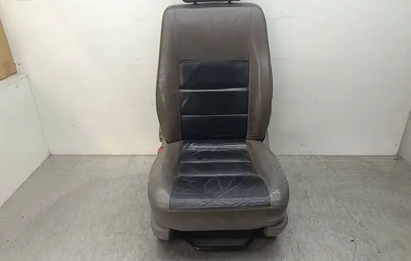 Volkswagen Transporter - Caravelle T5 Front driver seat 7H0881303E 7H0881201