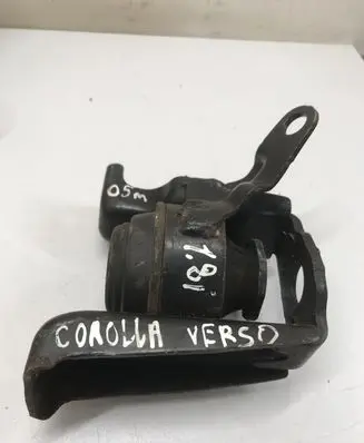 Toyota Corolla Verso AR10 Engine mount bracket 1230527060