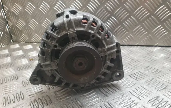 Audi A4 S4 B5 8D Generator/alternator 059903015G