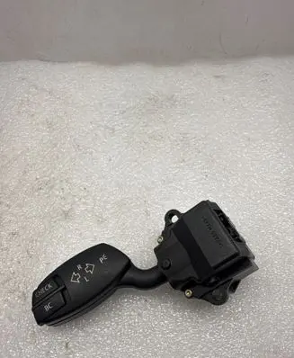 BMW 5 E60 E61 Indicator stalk 6924103 01106720 061004192