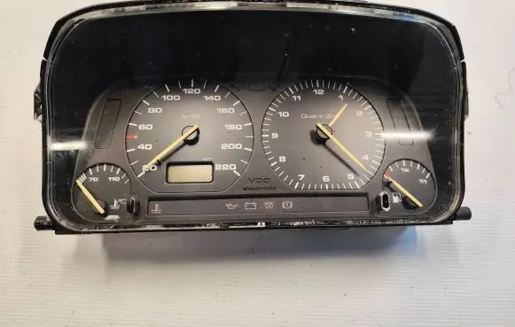 Volkswagen Golf III Speedometer (instrument cluster) 1H6919033L