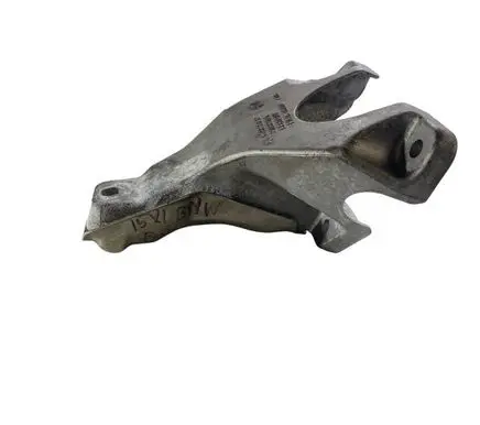 BMW X1 E84 Engine mounting bracket 6788358 21038310