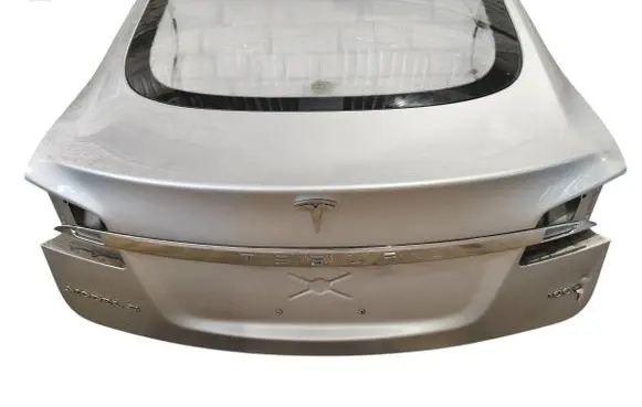 Tesla Model S Tailgate/trunk/boot lid