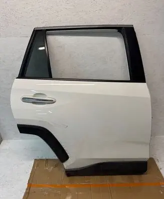Toyota RAV 4 (XA50) Rear door 