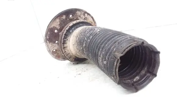 Volvo V70 Front upper strut mount 281103