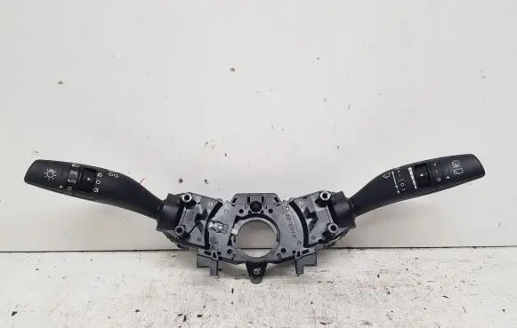 KIA Rio Wiper control stalk 299144259