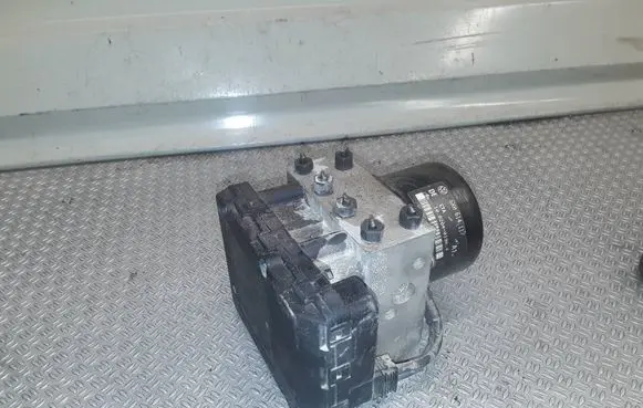 Volkswagen Lupo ABS Pump 6X0614117 6x0907379b