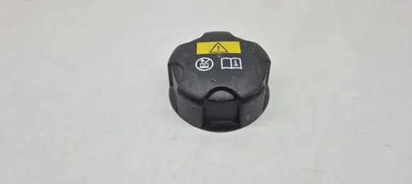 BMW 2 F45 Coolant expansion tank/reservoir cap 