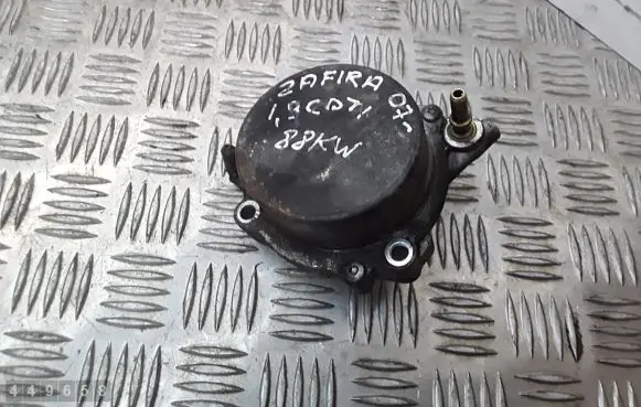 Opel Zafira B Vacuum pump