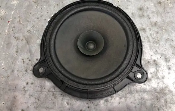 Renault Sandero II Front door speaker 281563SG0A 28156-3SG0A