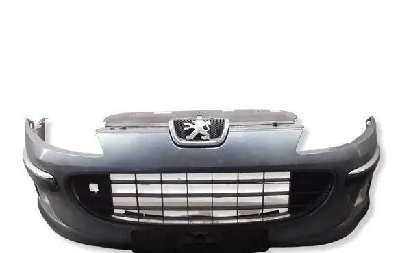 Peugeot 407 Front bumper 