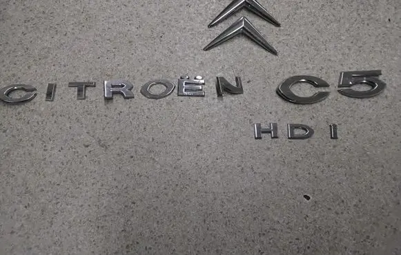 Citroen C5 Manufacturers badge/model letters 