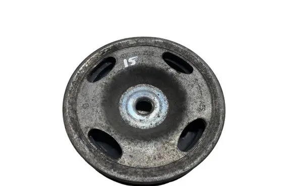 Volkswagen Touran I Crankshaft pulley 03C105255E